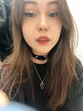 Snapshot of Peachy_Dream chatting on January 9, 2025, 12:25 am Peachy Dream online show from January 9, 2025, 12:25 am