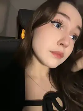 Snapshot of Peachy_Dream chatting on January 16, 2025, 9:51 pm Peachy Dream online show from January 16, 2025, 9:51 pm