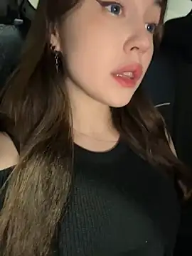 Snapshot of Peachy_Dream chatting on February 26, 2025, 11:26 pm Peachy Dream online show from February 26, 2025, 11:26 pm