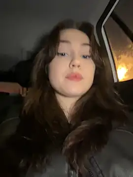 Snapshot of Peachy_Dream chatting on March 13, 2025, 9:16 pm Peachy Dream online show from March 13, 2025, 9:16 pm