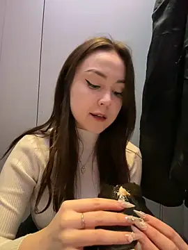 Snapshot of Peachy_Dream chatting on March 22, 2025, 12:25 pm Peachy Dream online show from March 22, 2025, 12:25 pm