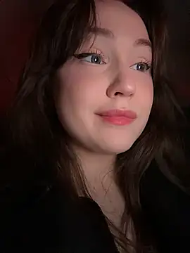 Snapshot of Peachy_Dream chatting on October 27, 2025, 6:23 pm Peachy Dream online show from October 27, 2025, 6:23 pm