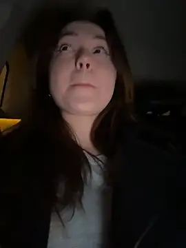 Snapshot of Peachy_Dream chatting on November 16, 2025, 7:08 pm Peachy Dream online show from November 16, 2025, 7:08 pm