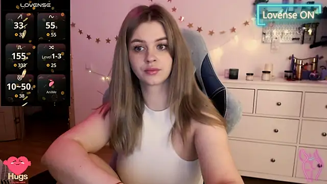 Snapshot of Love_Bri chatting on February 11, 2025, 6:55 pm Love Bri online show from February 11, 2025, 6:55 pm