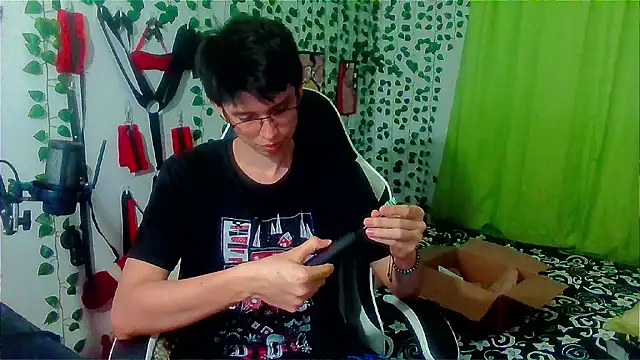 Andy gray online show from December 4, 2025, 11:57 pm