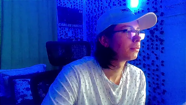 Snapshot of Andy_gray chatting on July 9, 2026, 11:58 am Andy gray online show from July 9, 2026, 11:58 am