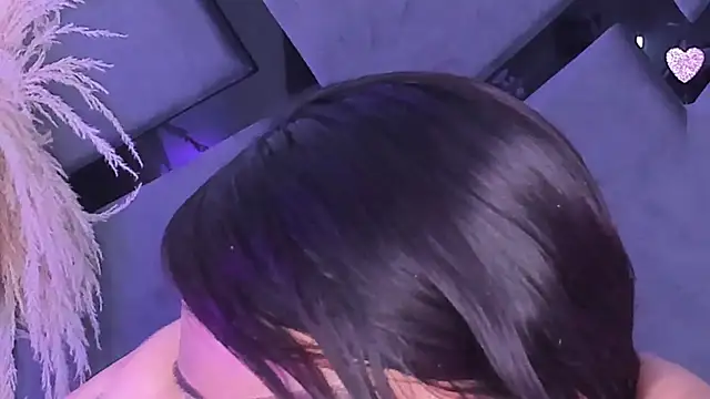 Snapshot of BellahColucci chatting on October 4, 2025, 8:07 pm BellahColucci online show from October 4, 2025, 8:07 pm