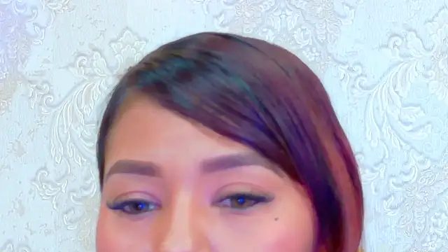 Snapshot of BellahColucci chatting on October 7, 2025, 2:14 pm BellahColucci online show from October 7, 2025, 2:14 pm