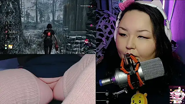 Snapshot of EmGreens chatting on February 9, 2025, 7:27 am EmGreens online show from February 9, 2025, 7:27 am