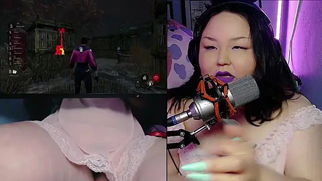 Snapshot of EmGreens chatting on February 15, 2025, 4:58 am EmGreens online show from February 15, 2025, 4:58 am