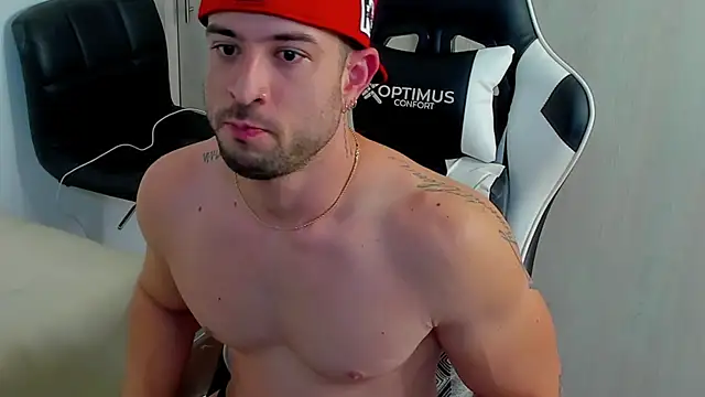 dafboy1 online show from November 3, 2025, 1:12 pm