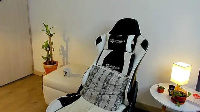 dafboy1 online show from February 23, 2026, 4:15 pm