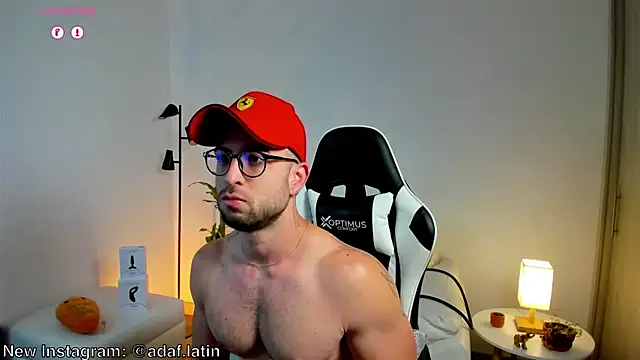 dafboy1 online show from April 29, 2026, 1:37 pm