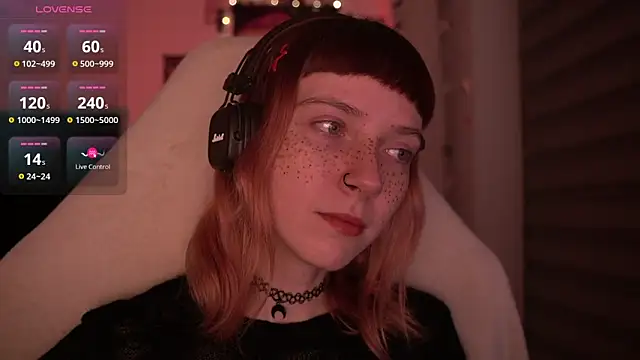 Snapshot of juliapie chatting on December 9, 2024, 4:12 am juliapie online show from December 9, 2024, 4:12 am