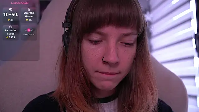 Snapshot of juliapie chatting on October 3, 2025, 7:38 am juliapie online show from October 3, 2025, 7:38 am