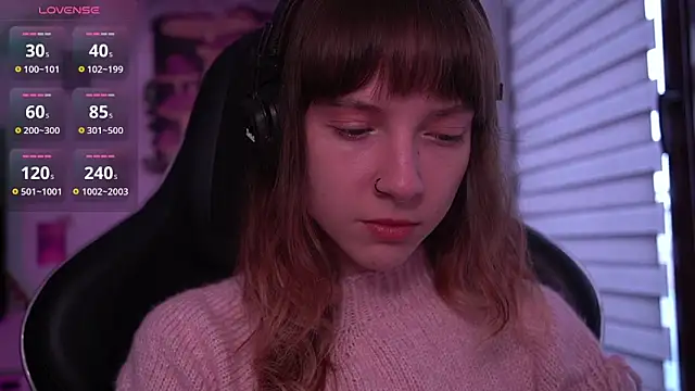 Snapshot of juliapie chatting on November 30, 2025, 9:35 am juliapie online show from November 30, 2025, 9:35 am