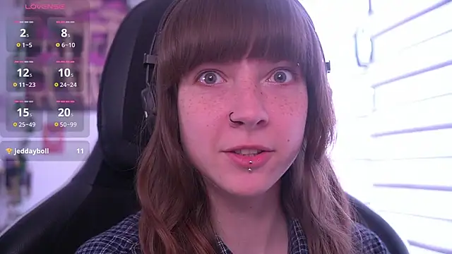 juliapie online show from May 5, 2026, 10:12 am