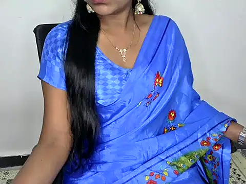 Snapshot of shila20 chatting on February 25, 2025, 10:39 pm shila20 online show from February 25, 2025, 10:39 pm