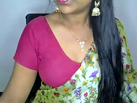 Snapshot of shila20 chatting on March 16, 2025, 10:44 am shila20 online show from March 16, 2025, 10:44 am