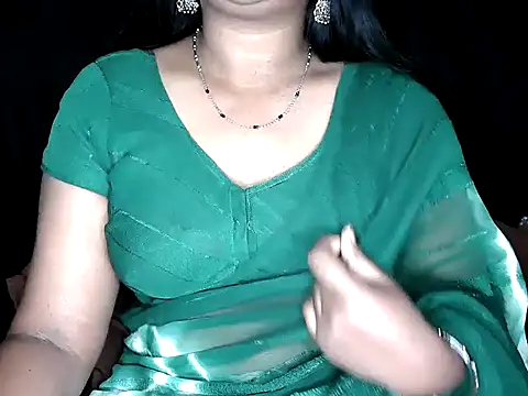 Snapshot of shila20 chatting on January 12, 2026, 7:57 am shila20 online show from January 12, 2026, 7:57 am