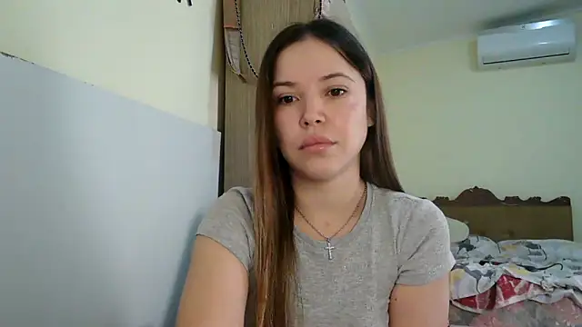 Snapshot of Sativa017 chatting on December 5, 2024, 11:38 am Sativa017 online show from December 5, 2024, 11:38 am