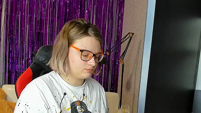 Snapshot of Seductive_She_Wolf chatting on January 29, 2025, 8:14 pm Seductive She Wolf online show from January 29, 2025, 8:14 pm