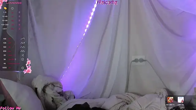Snapshot of Seductive_She_Wolf chatting on June 25, 2026, 3:38 pm Seductive She Wolf online show from June 25, 2026, 3:38 pm