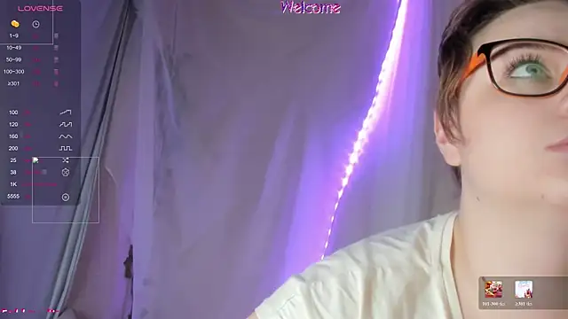 Snapshot of Seductive_She_Wolf chatting on July 2, 2026, 2:34 pm Seductive She Wolf online show from July 2, 2026, 2:34 pm
