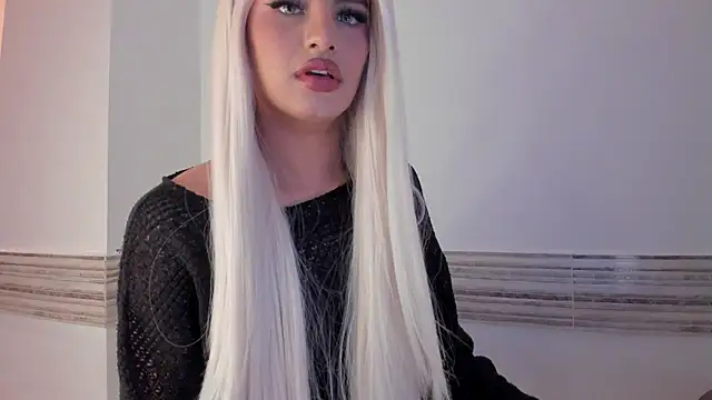 Snapshot of Sophia_Cambpell chatting on June 20, 2026, 10:01 pm Sophia Cambpell online show from June 20, 2026, 10:01 pm