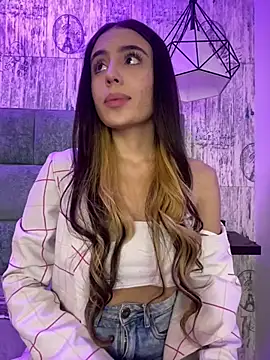 AbyThompson online show from March 10, 2025, 11:06 pm