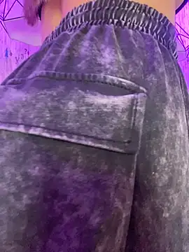 AbyThompson online show from October 13, 2025, 3:45 pm