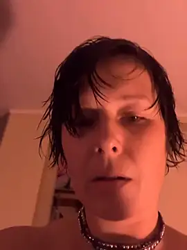 KatieBARBiE98 online show from December 12, 2024, 9:48 pm