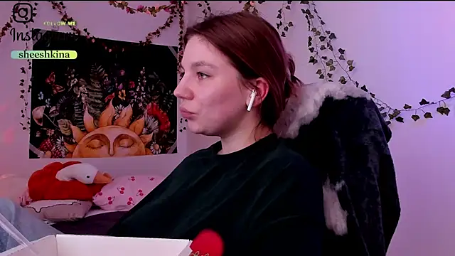 Snapshot of somejgirl chatting on December 25, 2024, 7:24 pm somejgirl online show from December 25, 2024, 7:24 pm