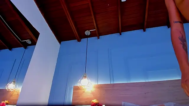 Snapshot of andymiller_ chatting on February 10, 2025, 9:47 pm andymiller online show from February 10, 2025, 9:47 pm