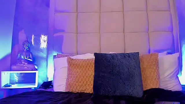 Snapshot of andymiller_ chatting on September 21, 2025, 1:24 pm andymiller online show from September 21, 2025, 1:24 pm