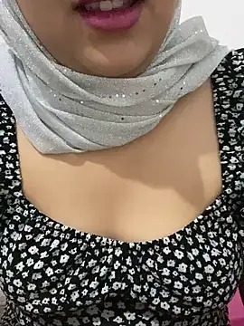 Snapshot of yassminsexy22 chatting on January 9, 2025, 4:39 pm yassminsexy22 online show from January 9, 2025, 4:39 pm