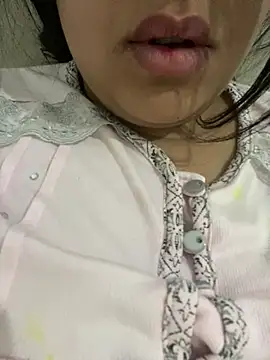 Snapshot of yassminsexy22 chatting on January 10, 2025, 5:45 pm yassminsexy22 online show from January 10, 2025, 5:45 pm