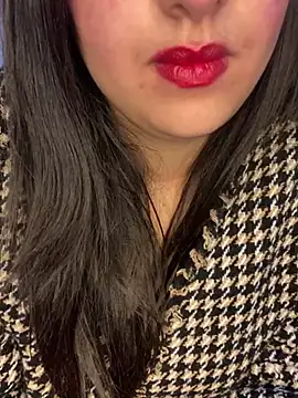 Snapshot of yassminsexy22 chatting on February 6, 2025, 4:03 pm yassminsexy22 online show from February 6, 2025, 4:03 pm