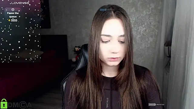 Mary Moonlight online show from December 12, 2024, 4:43 pm