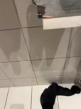 Snapshot of Michaela1222 chatting on September 16, 2025, 6:42 pm Michaela1222 online show from September 16, 2025, 6:42 pm