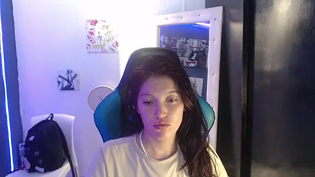 Snapshot of Sian__1 chatting on December 11, 2024, 7:46 pm Sian 1 online show from December 11, 2024, 7:46 pm