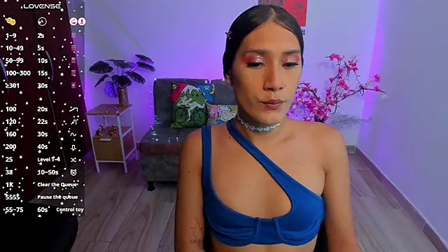 Snapshot of CamilaHarperr_ chatting on June 1, 2026, 12:12 am CamilaHarperr online show from June 1, 2026, 12:12 am