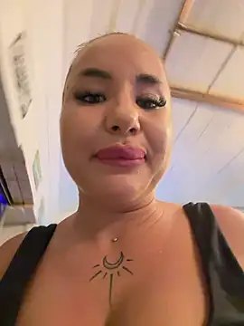 Snapshot of beautydiamond chatting on June 27, 2026, 10:09 am beautydiamond online show from June 27, 2026, 10:09 am