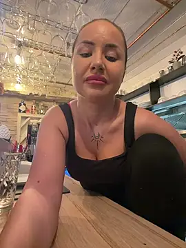 Snapshot of beautydiamond chatting on July 16, 2026, 10:10 am beautydiamond online show from July 16, 2026, 10:10 am