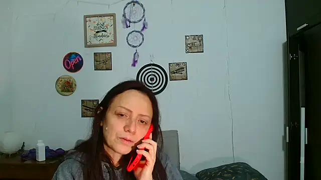Snapshot of catalinamommyx chatting on May 12, 2026, 2:19 am catalinamommyx online show from May 12, 2026, 2:19 am