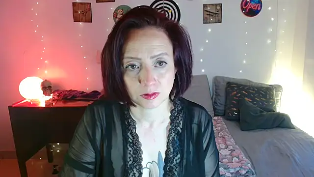 Snapshot of catalinamommyx chatting on July 29, 2026, 1:37 am catalinamommyx online show from July 29, 2026, 1:37 am