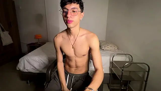 Snapshot of Angelligth chatting on November 28, 2025, 3:31 am Angelligth online show from November 28, 2025, 3:31 am