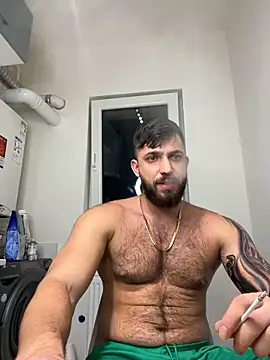 Snapshot of LoveIsBlind_ chatting on December 20, 2024, 9:06 pm LoveIsBlind online show from December 20, 2024, 9:06 pm