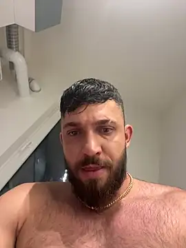 Snapshot of LoveIsBlind_ chatting on January 30, 2025, 9:58 pm LoveIsBlind online show from January 30, 2025, 9:58 pm