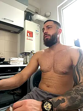 Snapshot of LoveIsBlind_ chatting on October 9, 2025, 8:23 am LoveIsBlind online show from October 9, 2025, 8:23 am